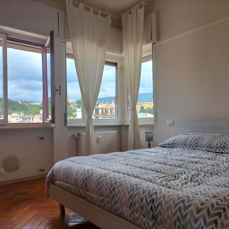 Апартаменты La Casa Della Cittadella Кьявари Экстерьер фото